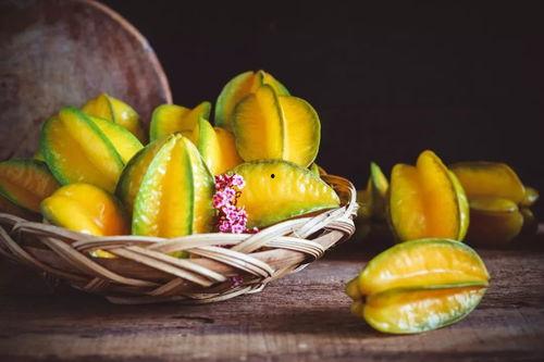 吃梨瓜长胖吗,吃梨瓜真的会长胖吗？揭秘水果热量与体重关系