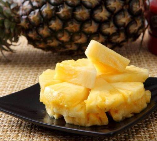 网红菠萝咋吃视频,轻松解锁美味菠萝新吃法