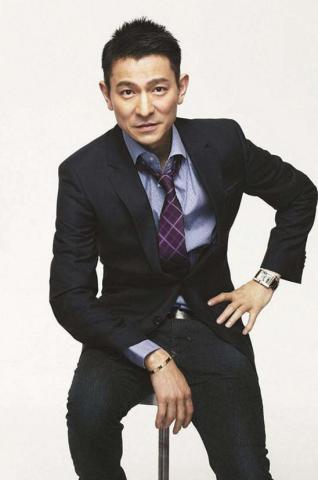 网红天佑叫气刘德华,跨界演绎，气宇轩昂的网红风采